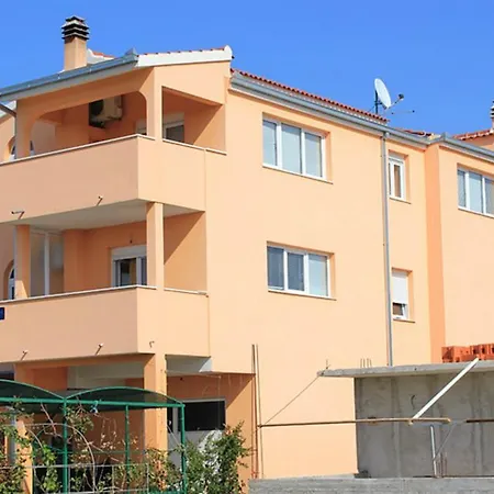Apartment Marina