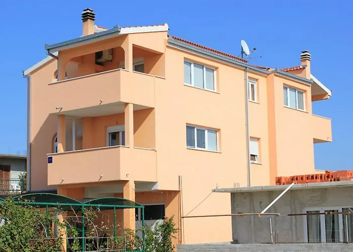 Apartament Marina